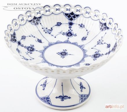 PATERA NA OWOCE DEKOROWANA WZOREM „SUCHE KWIATY”, XIX/XX w.