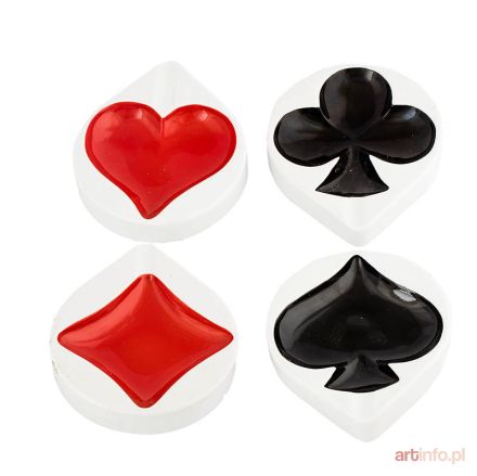 Popielniczki w kształcie symboli karcianych